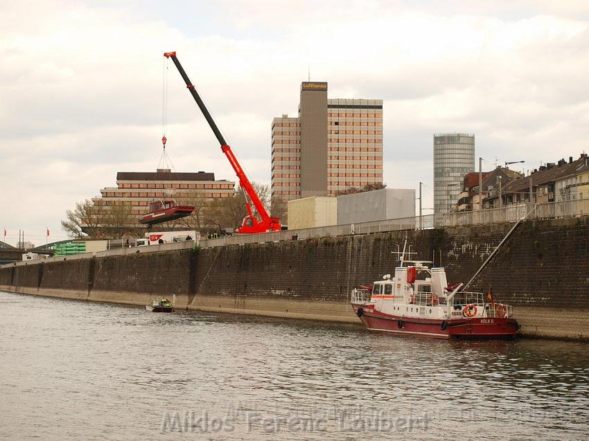 Wartungsarbeiten Rettungsboot Ursula P34.JPG